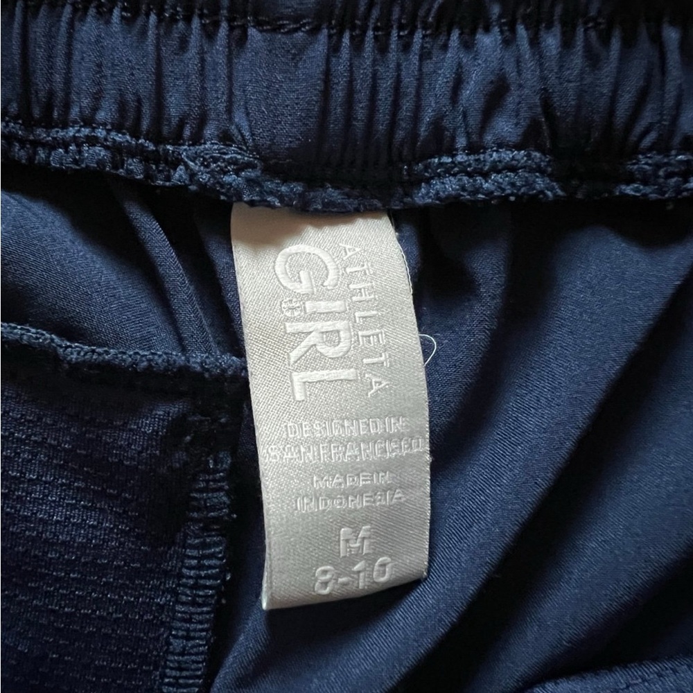 Athleta Girl Navy Short - M (8-10) NWOT - Picture 3 of 4